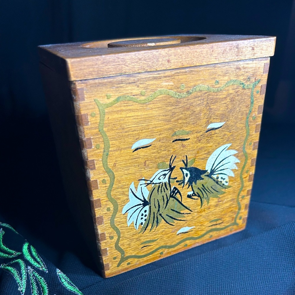 VTG MCM Dovetail Wooden Nesting Canister with Roosters.